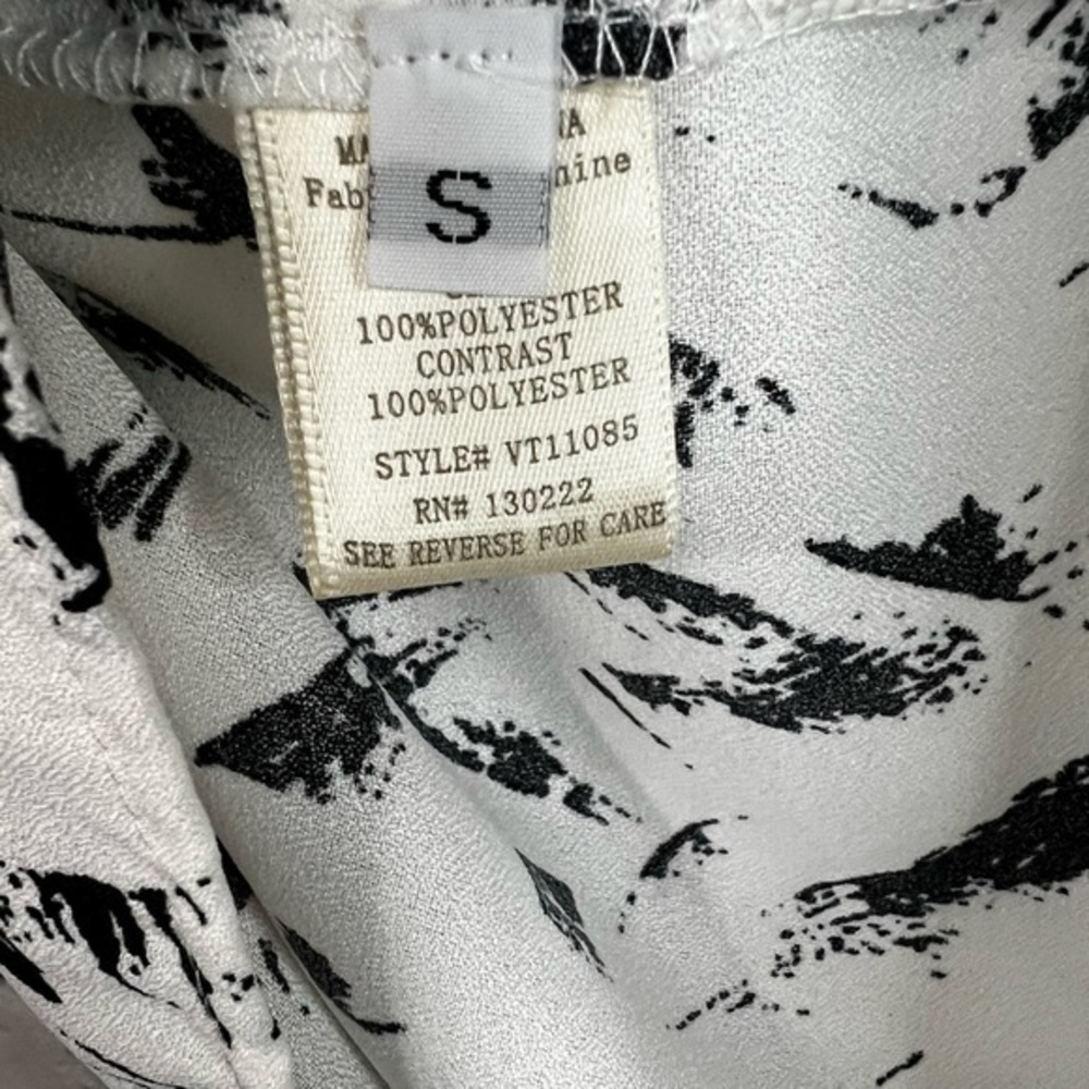 FLORAL+ FEMME black white abstract print tank knit/crochet top size small - Picture 11 of 11